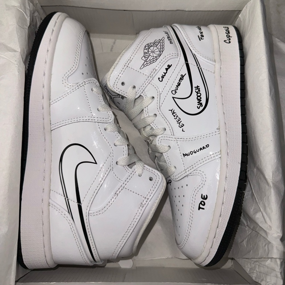 Youth Air Jordan 1 Mid DIY White Black